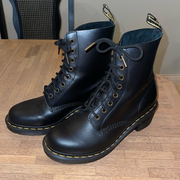 Dr. Martens Clemency boots - Picture 1 of 6